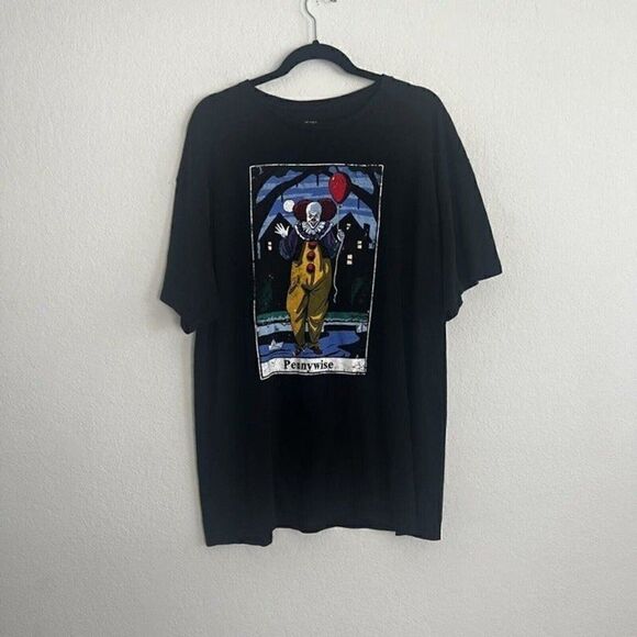 IT Pennywise Mens Short Sleeve Black Crewneck T-Shirt Clown Halloween Horror XL - Picture 1 of 8